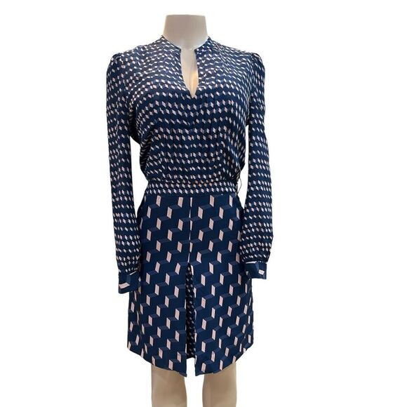 Elegant Blue Patterned Dress - Picture 9 of 14